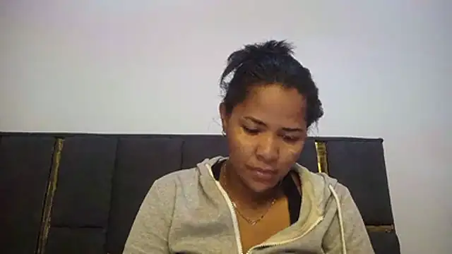 Snapshot of aleixane chatting on July 1, 5:19 am aleixane online show from July 1, 5:19 am