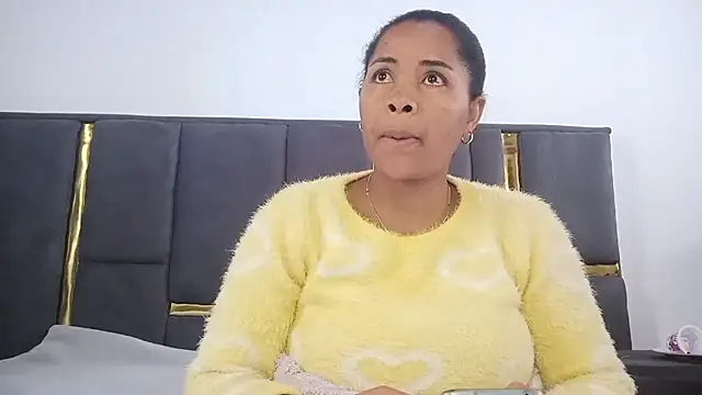 Snapshot of aleixane chatting on July 4, 5:47 am aleixane online show from July 4, 5:47 am