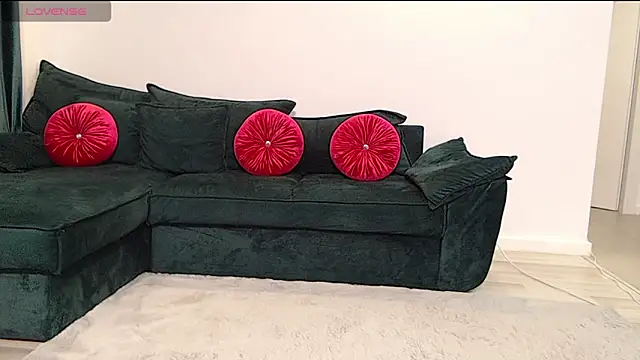 natasha-bigas online show from March 5, 10:05 pm