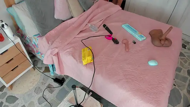 elena mature online show from October 21, 7:24 pm