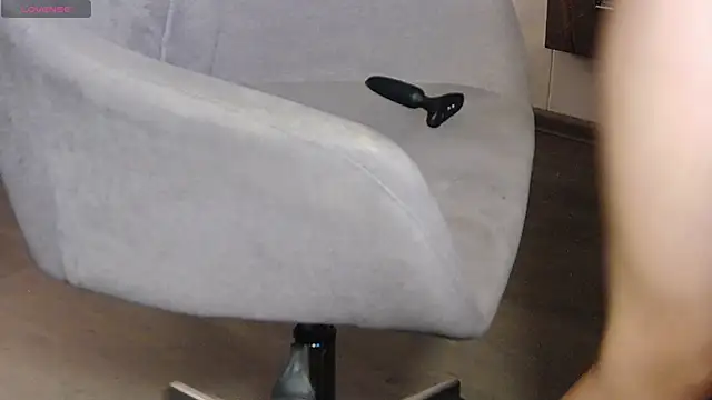 CindyJonson online show from December 14, 8:14 pm