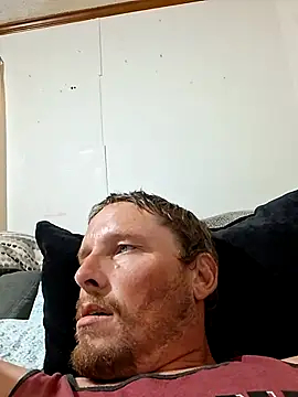 bushhogger8371 online show from June 27, 6:25 pm