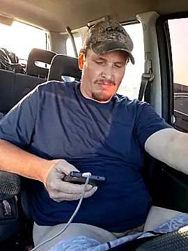 bushhogger8371 online show from June 12, 11:08 am