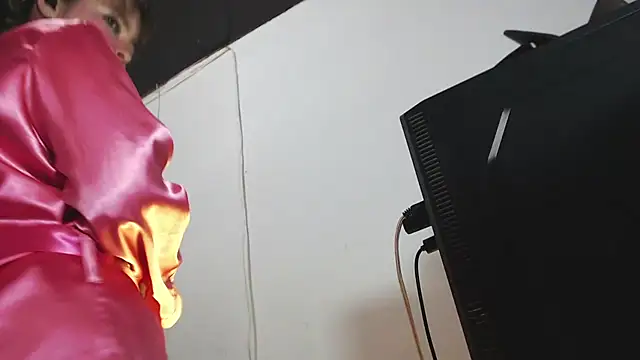 Snapshot of solamatista11 chatting on November 12, 8:23 pm solamatista11 online show from November 12, 8:23 pm