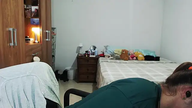 Snapshot of solamatista11 chatting on December 22, 10:43 pm solamatista11 online show from December 22, 10:43 pm