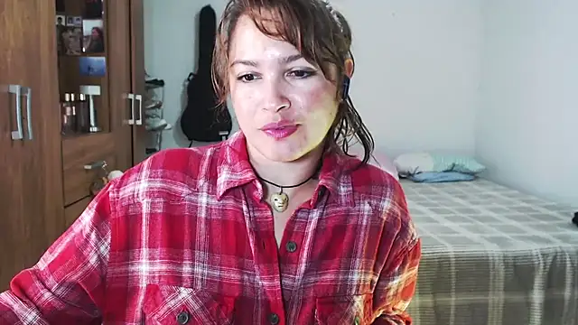 Snapshot of solamatista11 chatting on February 26, 8:09 pm solamatista11 online show from February 26, 8:09 pm