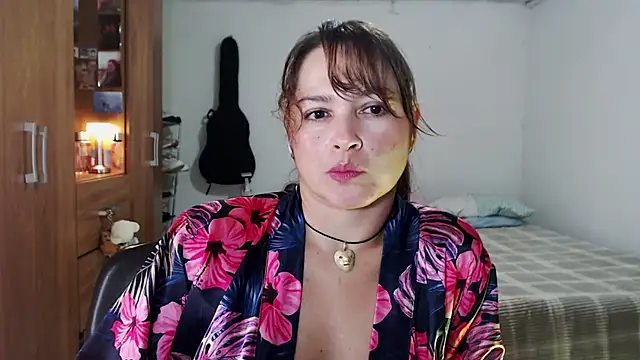 Snapshot of solamatista11 chatting on February 24, 7:59 pm solamatista11 online show from February 24, 7:59 pm