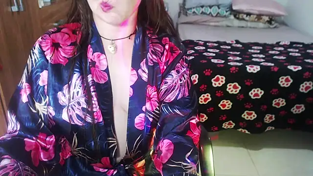 solamatista11 online show from May 28, 8:37 pm