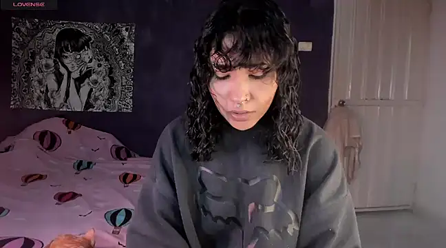 Mary Rosse1 online show from January 19, 11:56 am