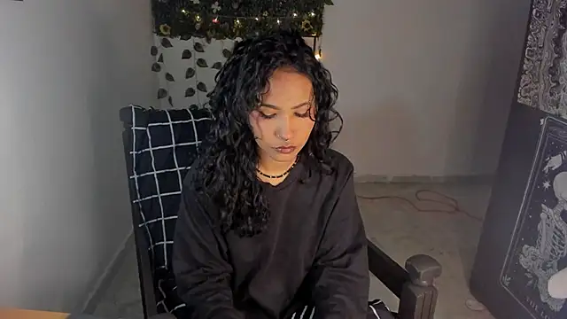 Mary Rosse1 online show from October 15, 7:22 pm