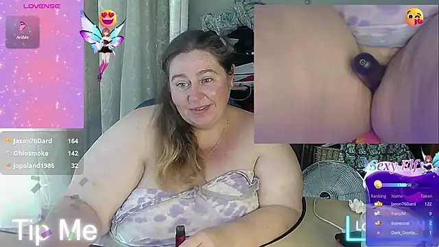 Snapshot of Iceprincess2bad4u chatting on March 8, 6:26 pm Iceprincess2bad4u online show from March 8, 6:26 pm