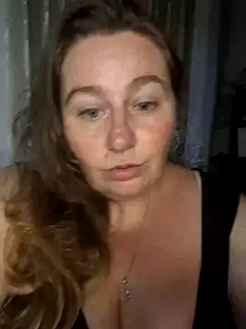 Snapshot of Iceprincess2bad4u chatting on March 16, 3:50 pm Iceprincess2bad4u online show from March 16, 3:50 pm