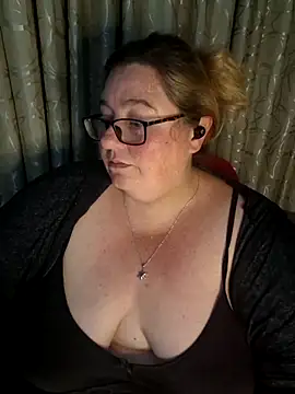 Iceprincess2bad4u online show from April 27, 6:17 pm