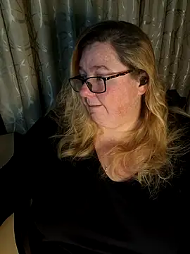 Iceprincess2bad4u online show from May 12, 6:14 pm