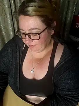 Iceprincess2bad4u online show from October 19, 5:48 pm