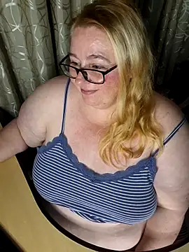 Iceprincess2bad4u online show from December 21, 6:42 pm