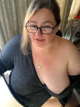 Iceprincess2bad4u online show from November 8, 6:17 am