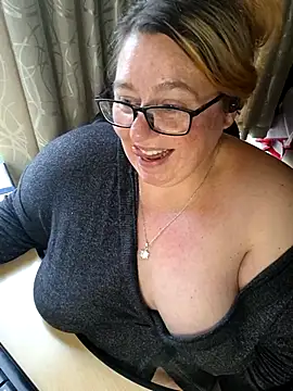 Iceprincess2bad4u online show from November 16, 6:51 am