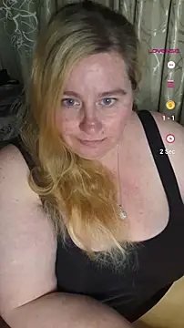 Snapshot of Iceprincess2bad4u chatting on September 8, 6:18 pm Iceprincess2bad4u online show from September 8, 6:18 pm