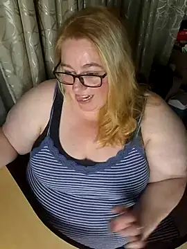 Iceprincess2bad4u online show from December 20, 6:33 pm