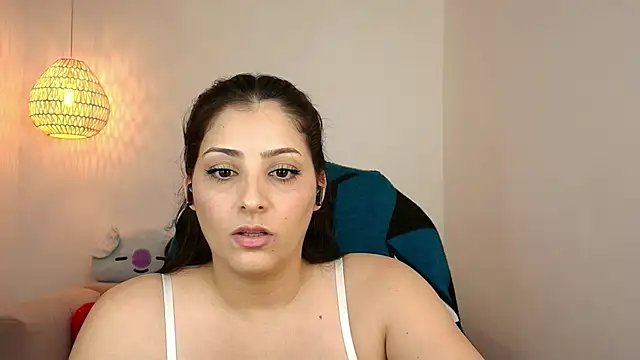 Snapshot of YummyAnna_ chatting on September 18, 8:45 pm YummyAnna online show from September 18, 8:45 pm
