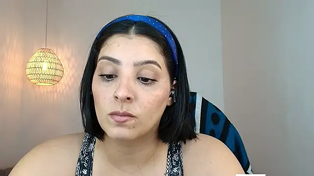 YummyAnna  online show from May 4, 8:22 pm