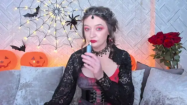 EvaBarsa  online show from October 31, 11:11 pm