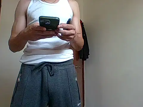 Rosecock69 online show from April 27, 2:37 pm