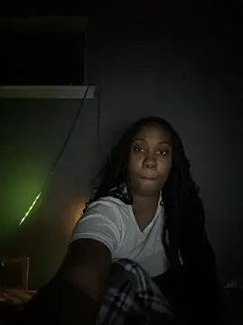 Snapshot of gypsydoll chatting on November 12, 4:16 am gypsydoll online show from November 12, 4:16 am