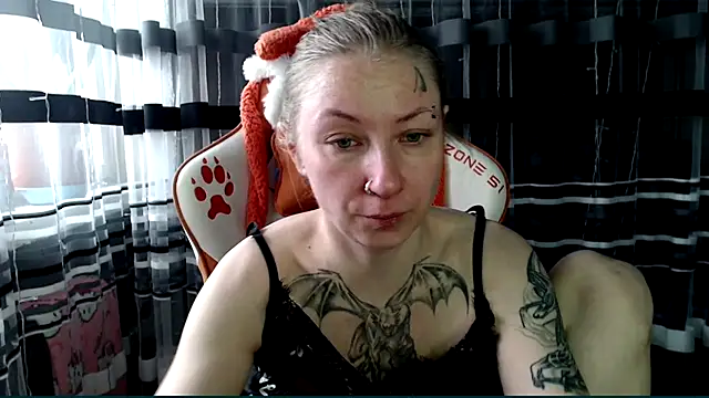 cold lollipop online show from February 22, 7:33 am