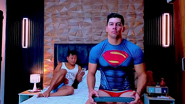 FelipeAndMarcello3 online show from March 12, 1:59 pm