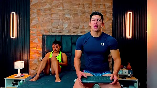 FelipeAndMarcello3 online show from February 4, 2:01 pm