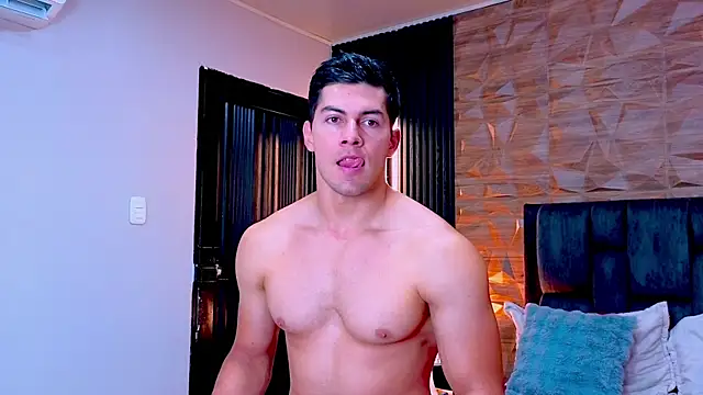 FelipeAndMarcello3 online show from May 25, 7:12 pm