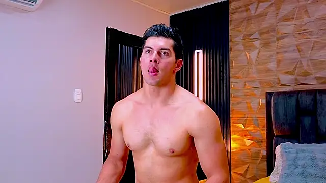 FelipeAndMarcello3 online show from June 2, 3:45 pm
