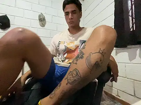 Max TheHorseDick online show from June 26, 3:18 pm