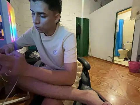 Max TheHorseDick online show from March 23, 2:11 am