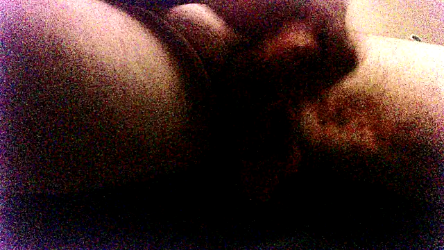 Snapshot of SDtinycok chatting on October 31, 2:08 am SDtinycok online show from October 31, 2:08 am