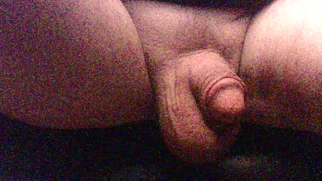 Snapshot of SDtinycok chatting on October 6, 1:23 pm SDtinycok online show from October 6, 1:23 pm