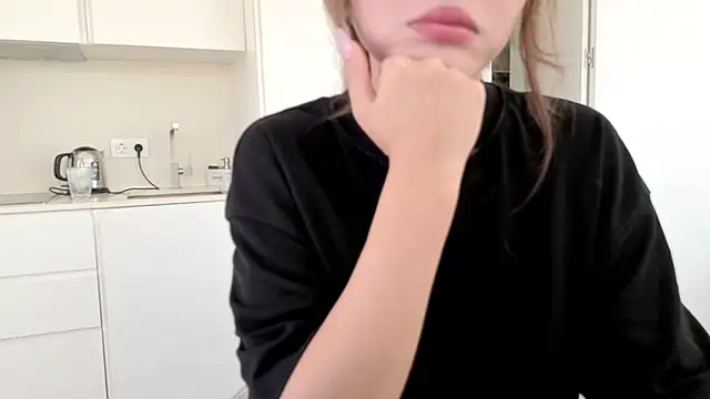 TammiLou online show from March 24, 1:22 pm