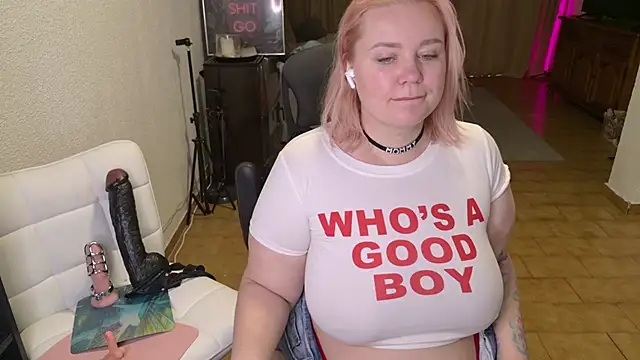 MargotGrey online show from April 19, 8:48 am