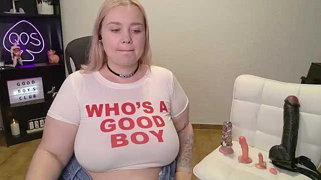 MargotGrey online show from May 24, 11:10 am