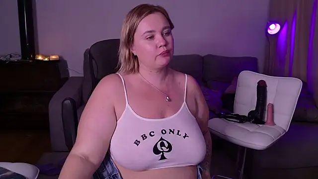 MargotGrey online show from March 8, 9:51 pm