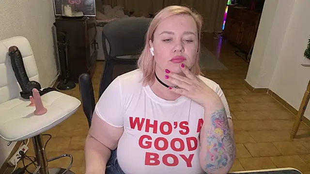 MargotGrey online show from March 31, 4:20 pm