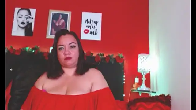 Snapshot of -helen chatting on March 5, 5:50 pm -helen online show from March 5, 5:50 pm