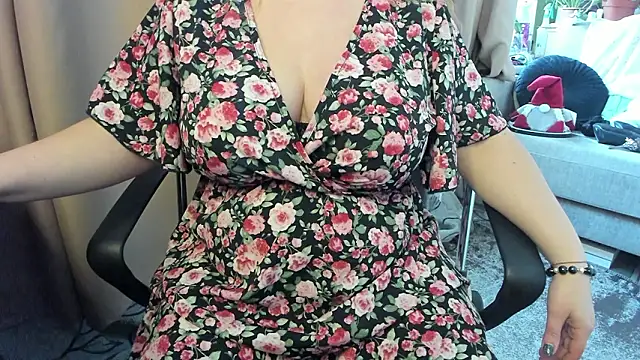 Anita-boobs online show from January 15, 12:30 pm
