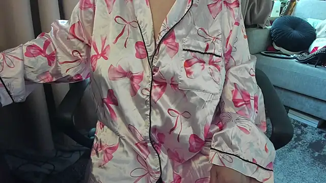 Anita-boobs online show from May 29, 1:06 pm