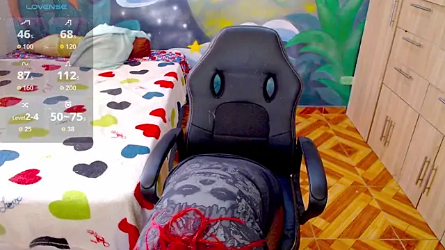 Eimy lorens online show from November 23, 5:34 pm