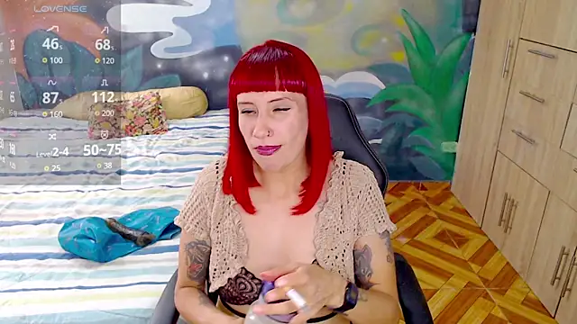 Snapshot of Eimy_lorens chatting on April 20, 5:58 pm Eimy lorens online show from April 20, 5:58 pm