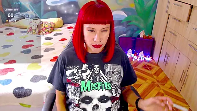 Eimy lorens online show from December 21, 6:31 pm