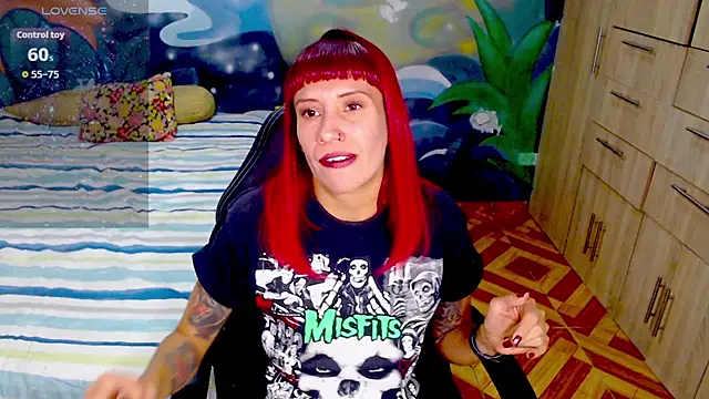 Snapshot of Eimy_lorens chatting on June 21, 10:54 am Eimy lorens online show from June 21, 10:54 am
